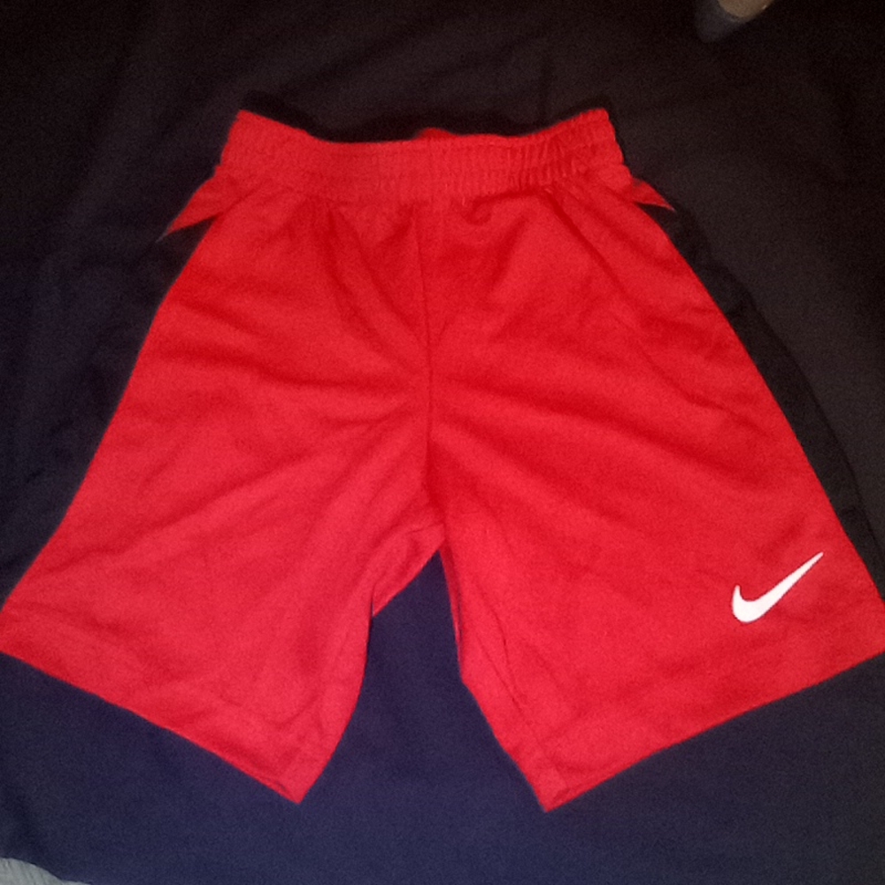 Boys Nike Basketball Shorts Size 6